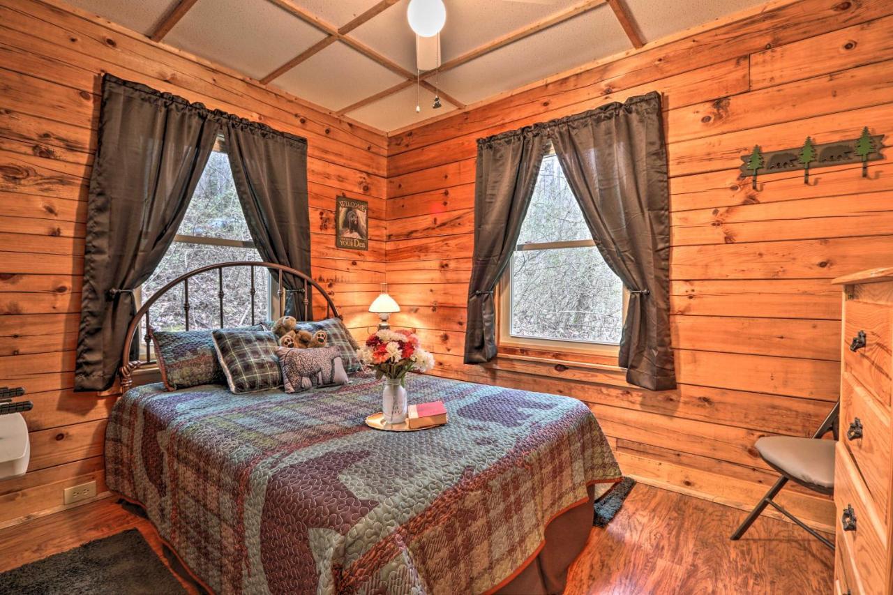 Smoky Mountain Cozy Cove Cabin Deck And Fire Pit! Cosby Exterior photo