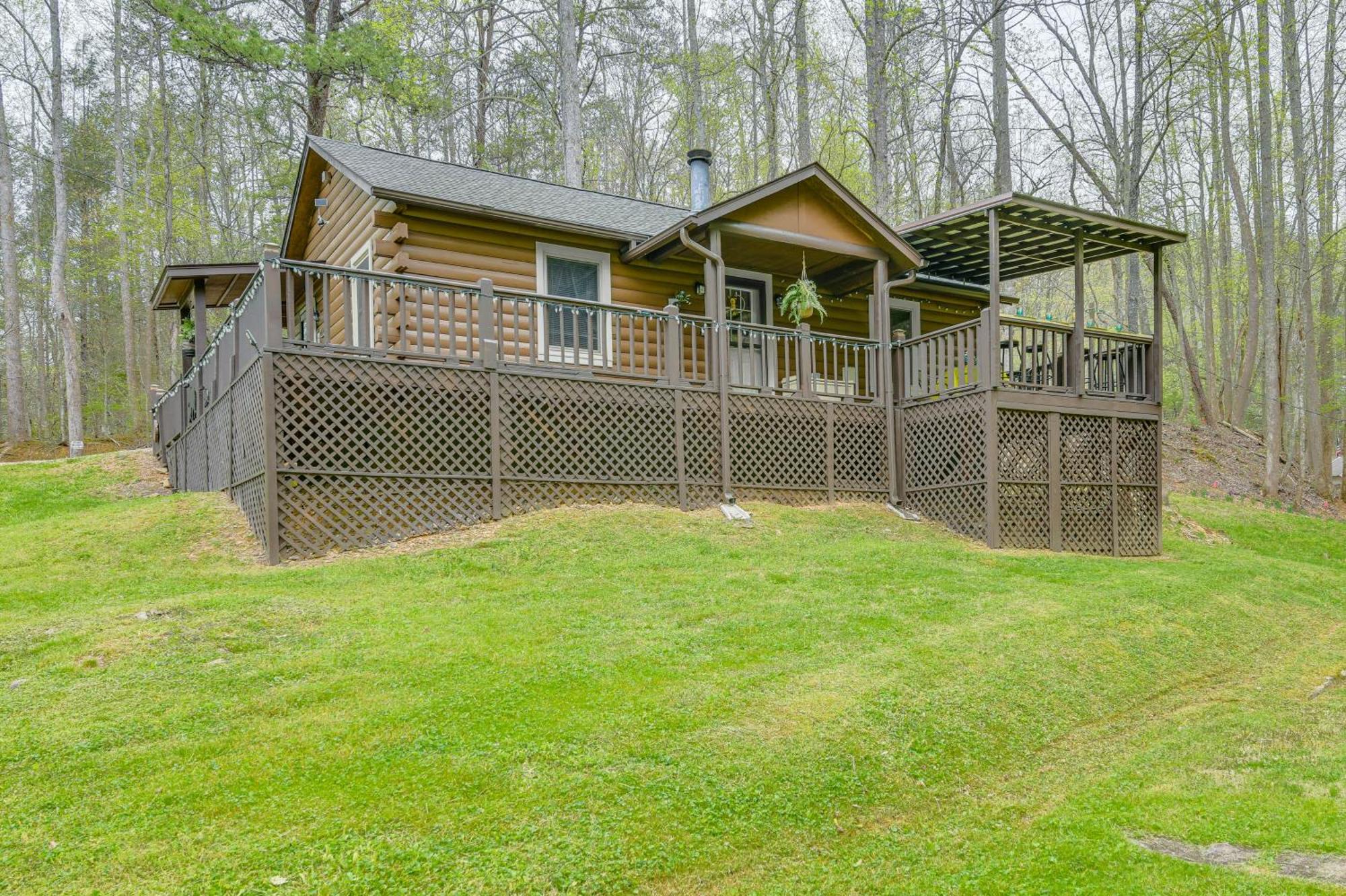Smoky Mountain Cozy Cove Cabin Deck And Fire Pit! Cosby Exterior photo